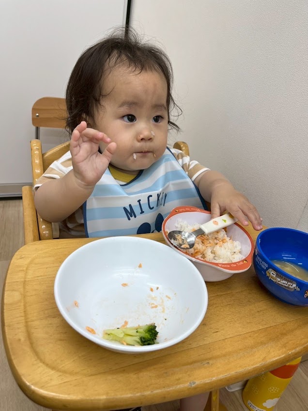 調理師さんが栄養満点の美味しい給食を毎日作ってくれます！